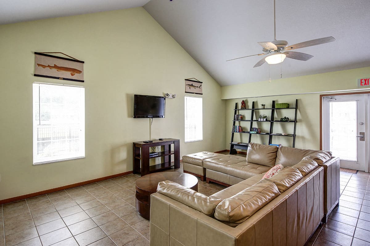 Photos and Video of Oak Hollow in Summerville, SC